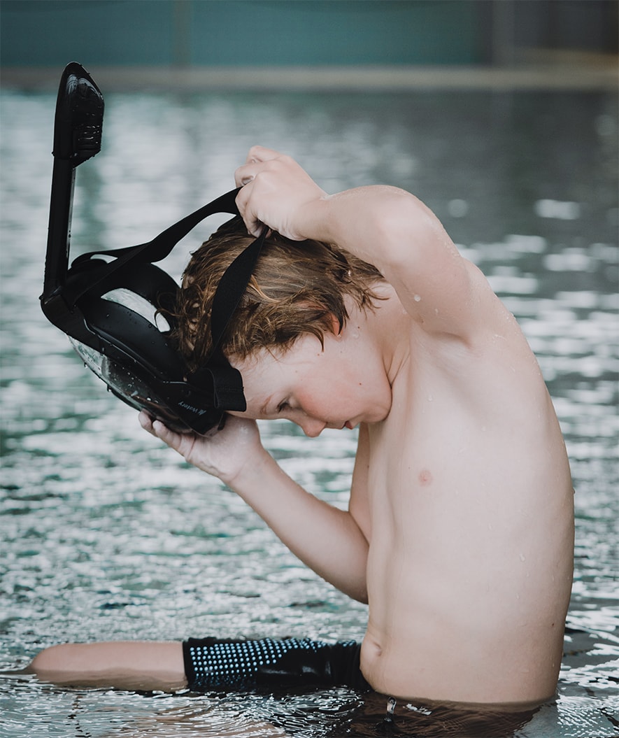 AquaView Kids Snorkel Mask with 180° Panoramic View, Dry Top Leak-Proof Design