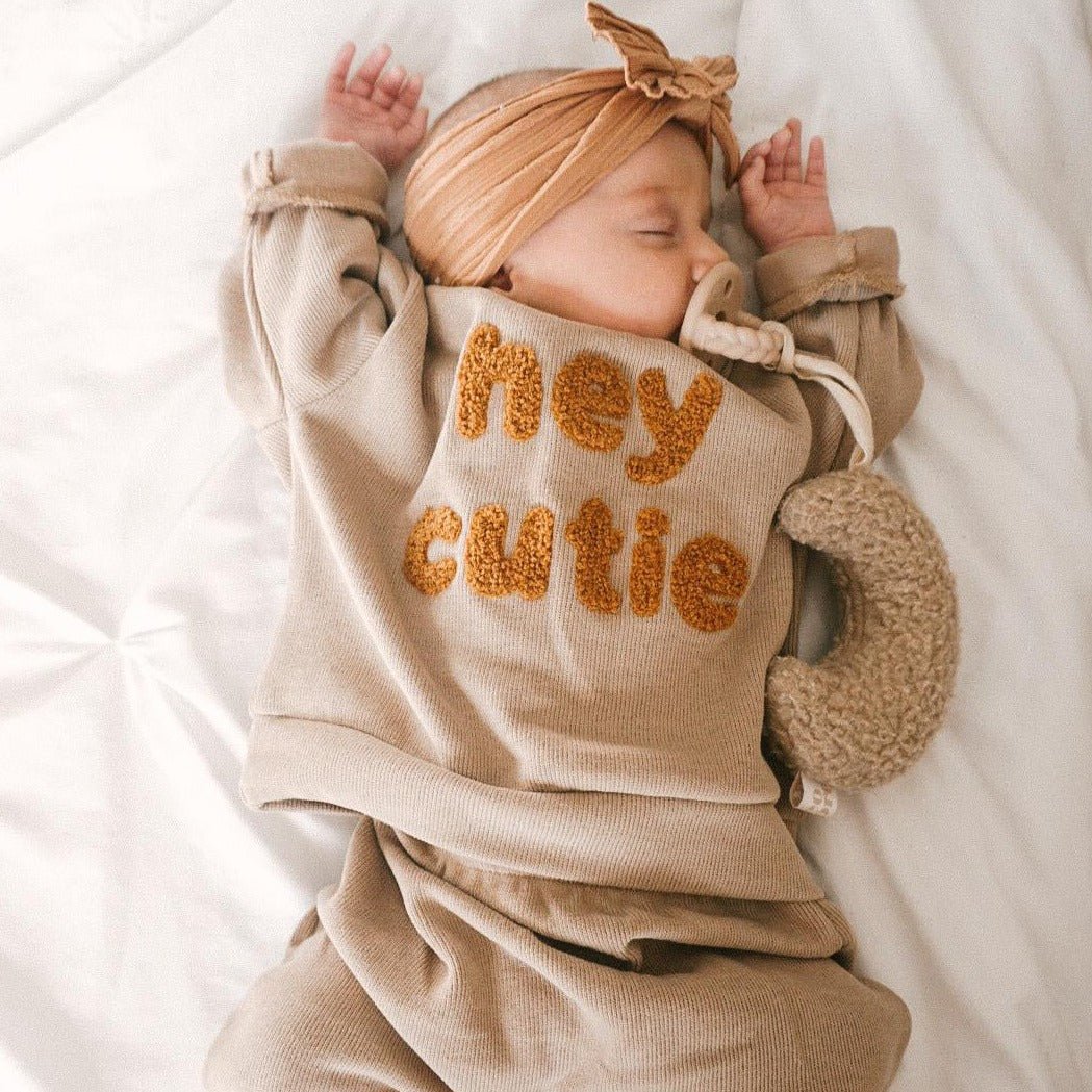SnuggleHello Baby Outfit Set with Cozy Sweatshirt and Pants for Everyday Comfort
