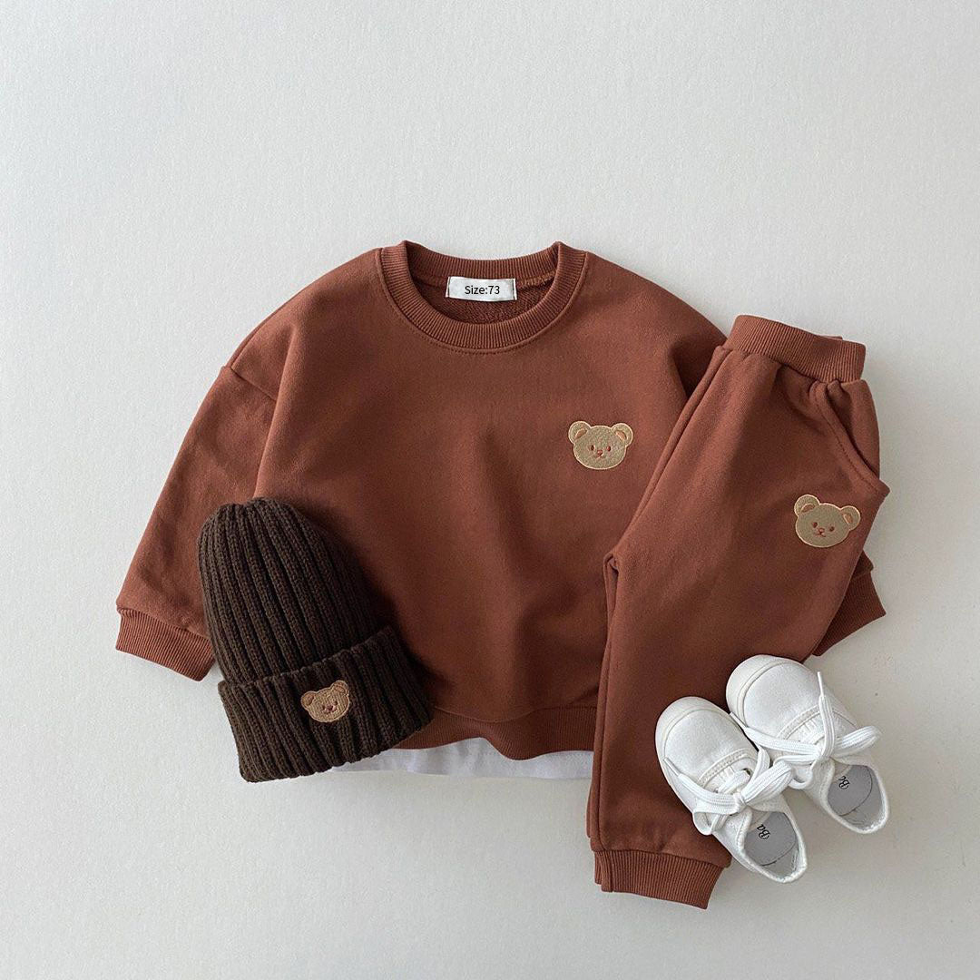 Cozy Bear Baby Jogging Set – Soft Sweater, Pants & Matching Hat for Little Ones