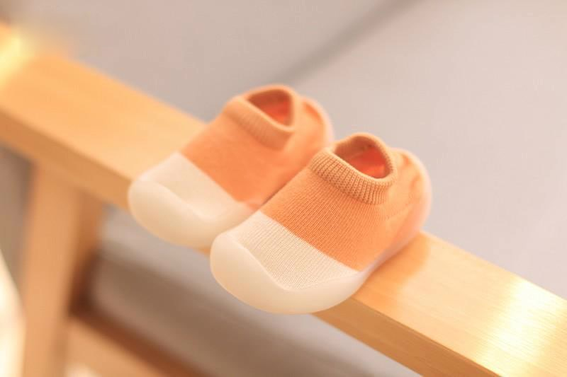 FlexiFeet Baby First Steps Shoes, Soft Sole Unisex Infant & Toddler Footwear 0–4 Years